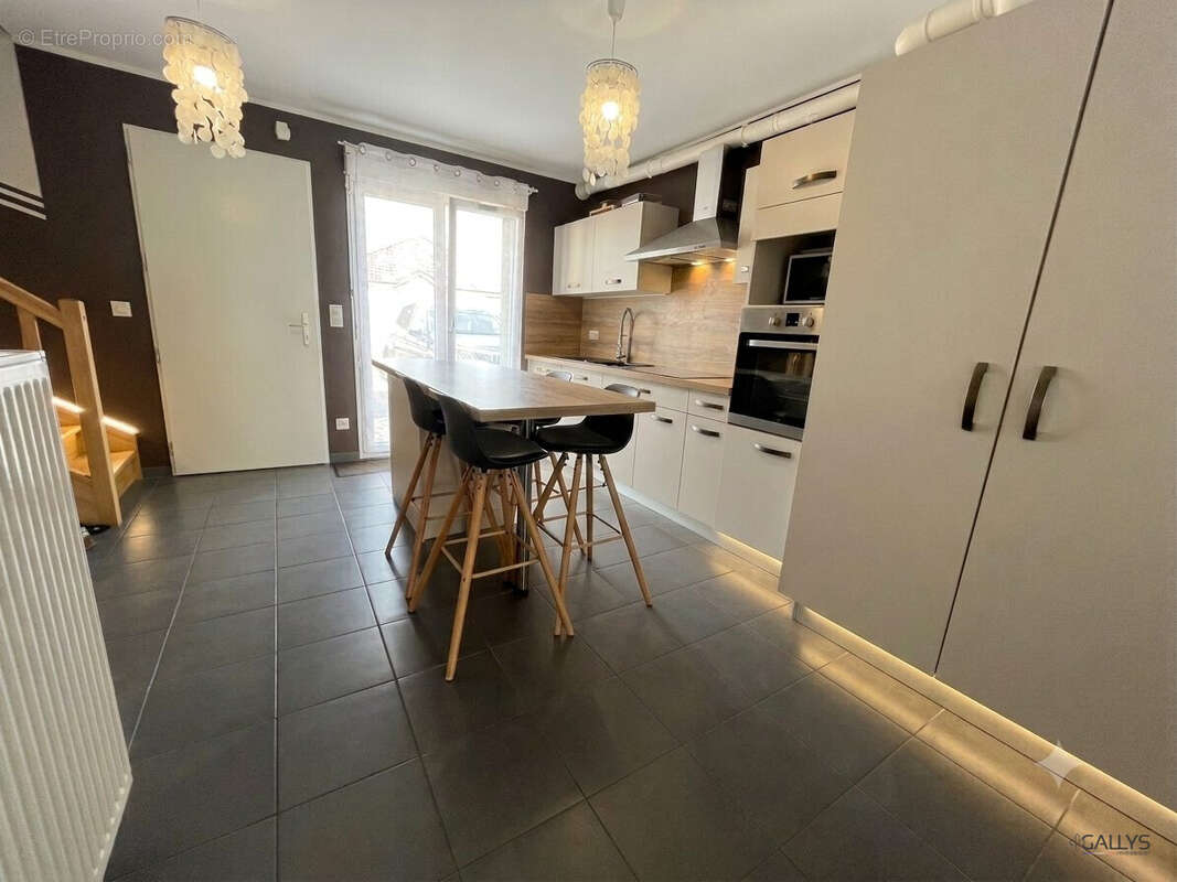 Maison 78 m² à Amneville  - photo 2