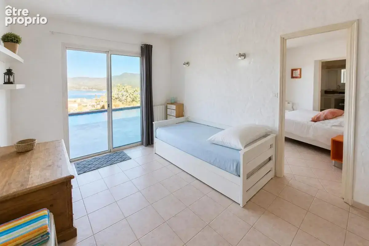 Magnifique villa 237m2 piscine vue mer à Propriano - photo 21
