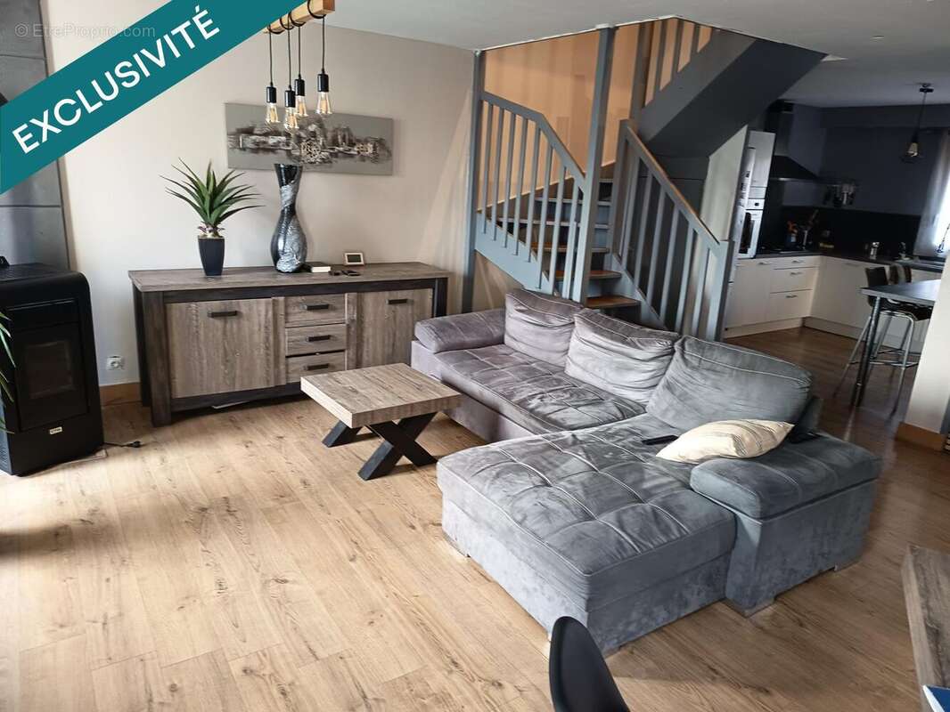 Photo 2 - Maison à PRISSE