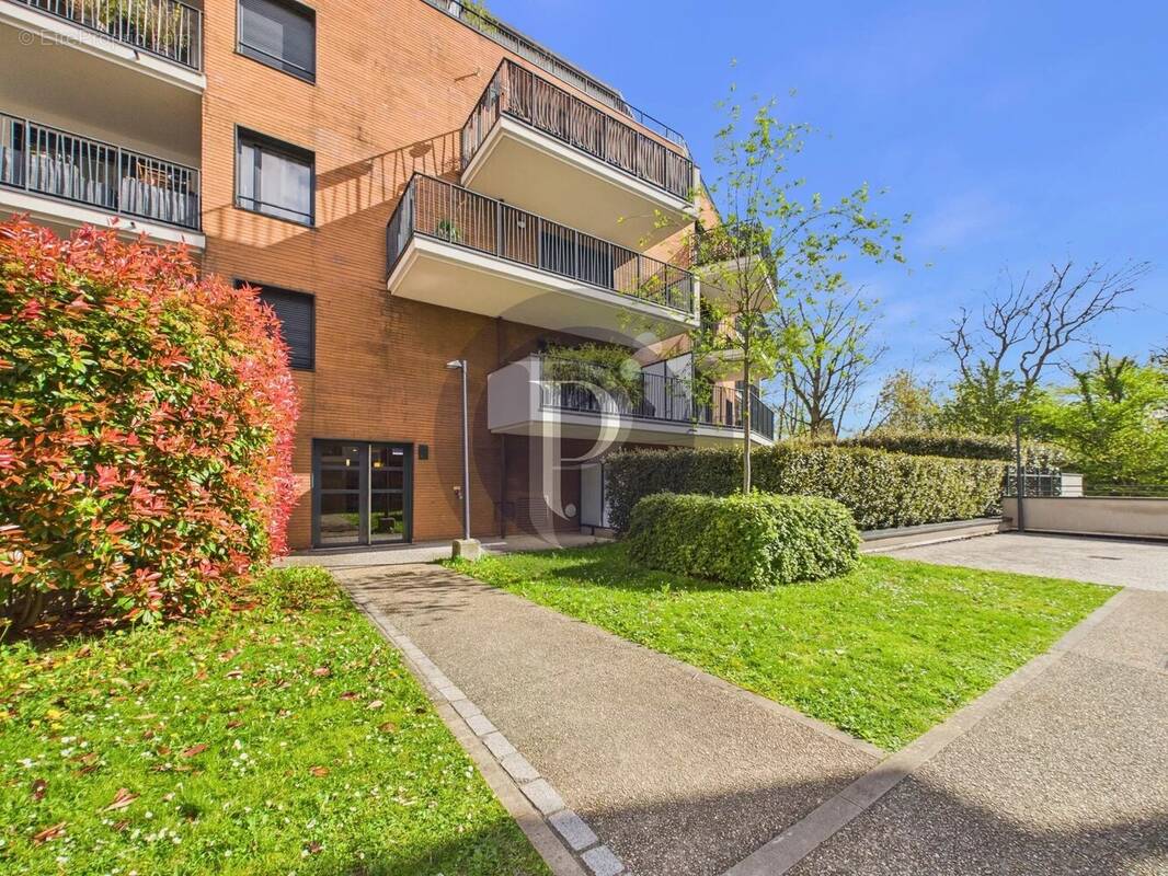 Appartement à LE PLESSIS-ROBINSON