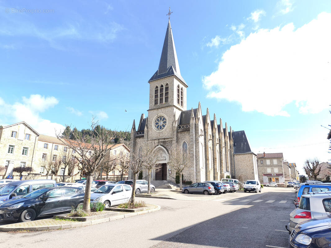 Maison à SAINT-ETIENNE