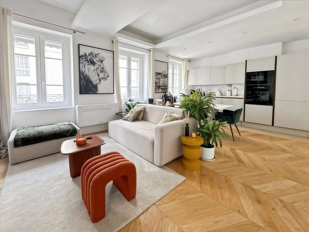 Appartement à LYON-6E
