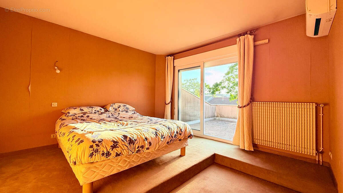 Carcassonne - maison d'architecte de 140 m2 - 3 chambres - solarium - garage - photo 6