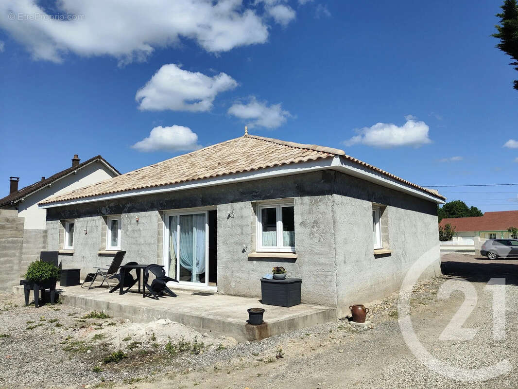 Maison à TRACY-SUR-LOIRE