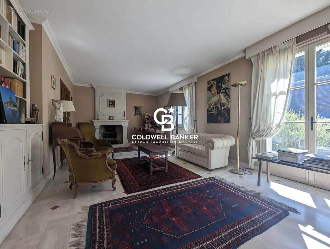 Maison à JOUE-LES-TOURS