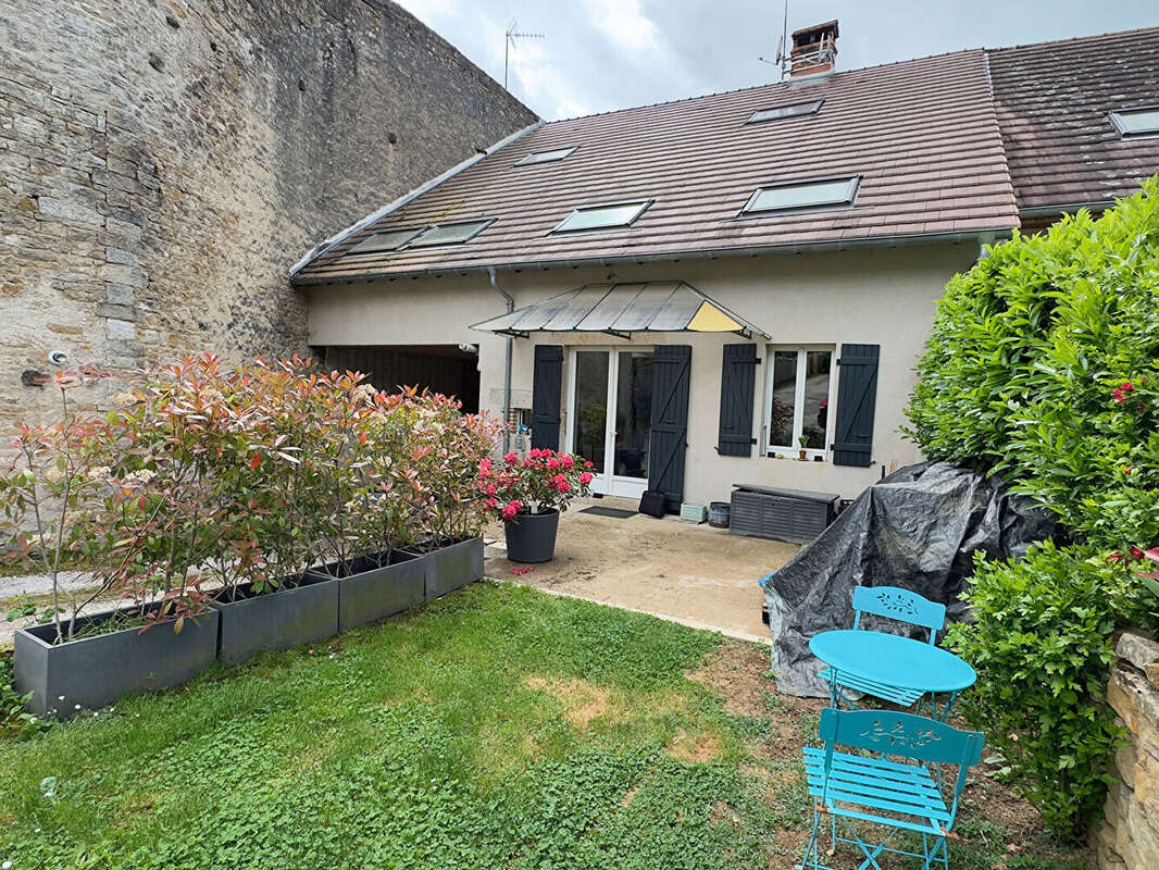 Appartement à Montmorot avec jardin de 98 m2 - photo 12