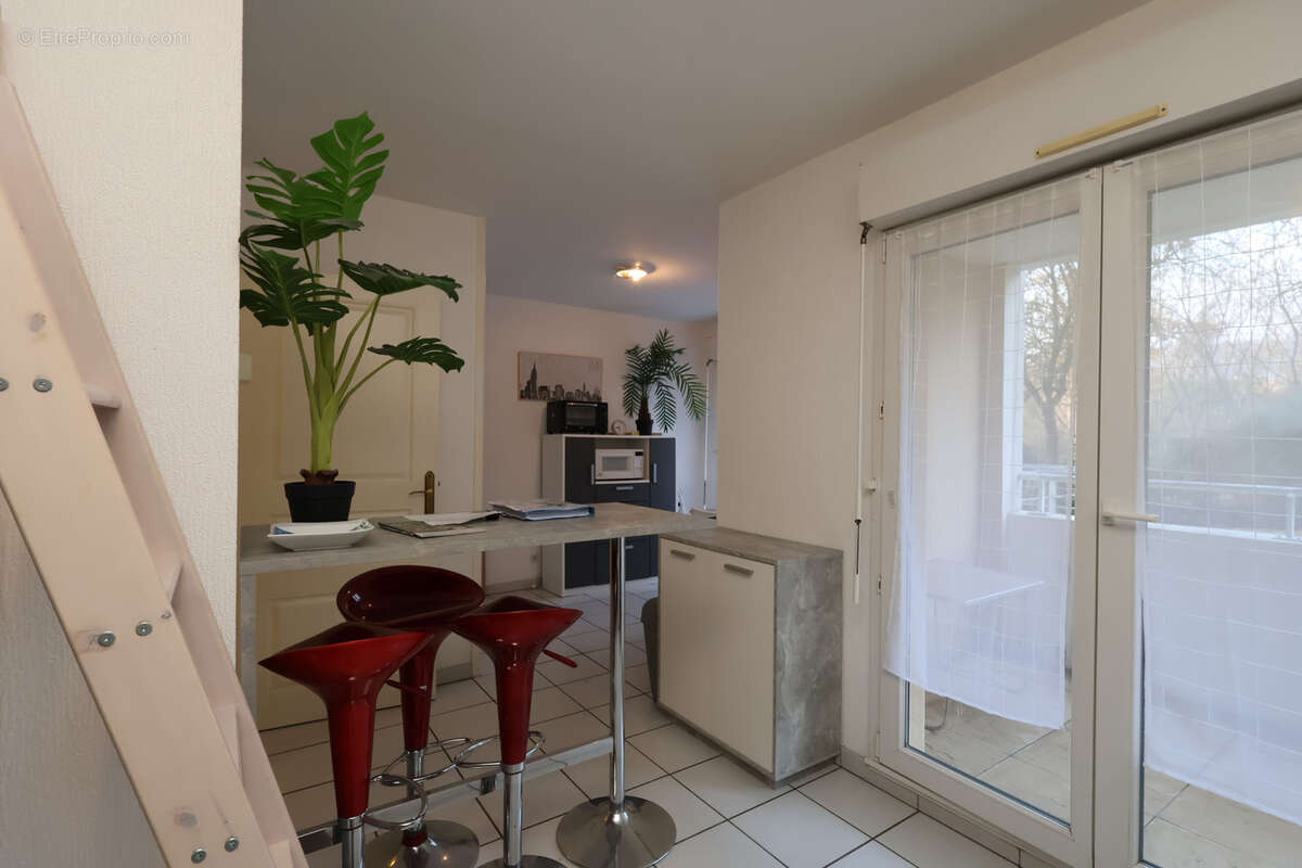 LAXOU , Au Calme Bel appartement F1 entièrement meublé de 27 m2 avec Terrasses et box de stationnement - photo 2