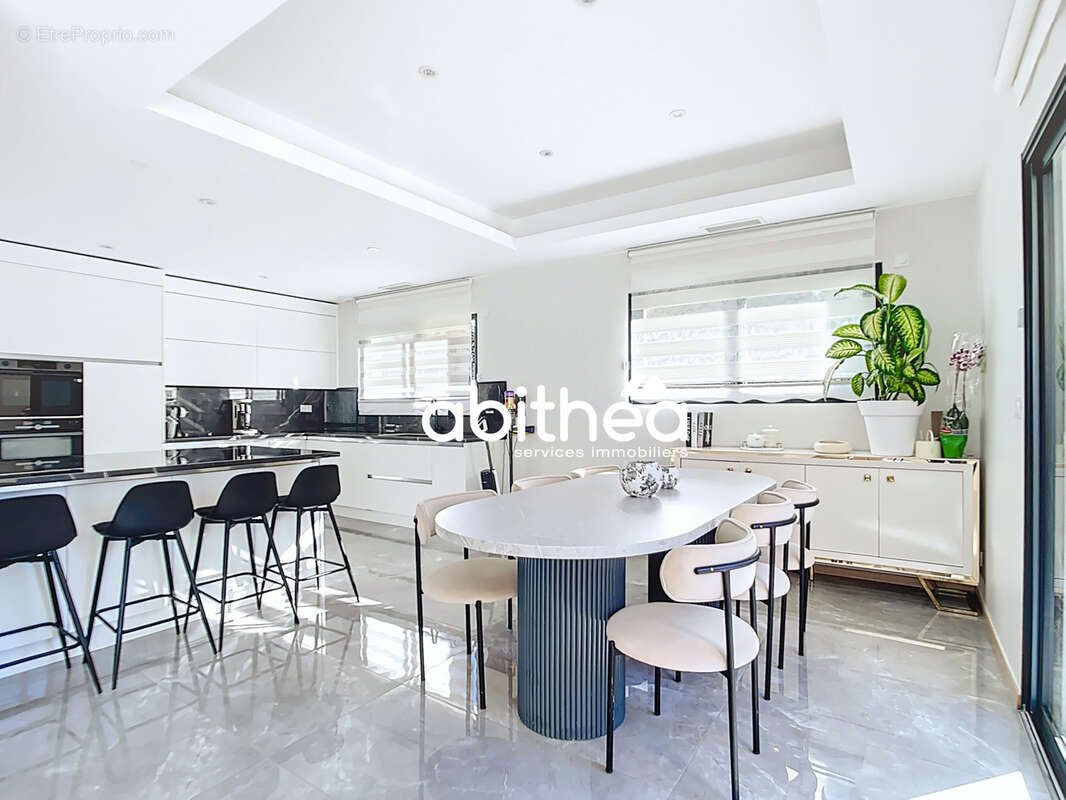 Maison à BEZIERS