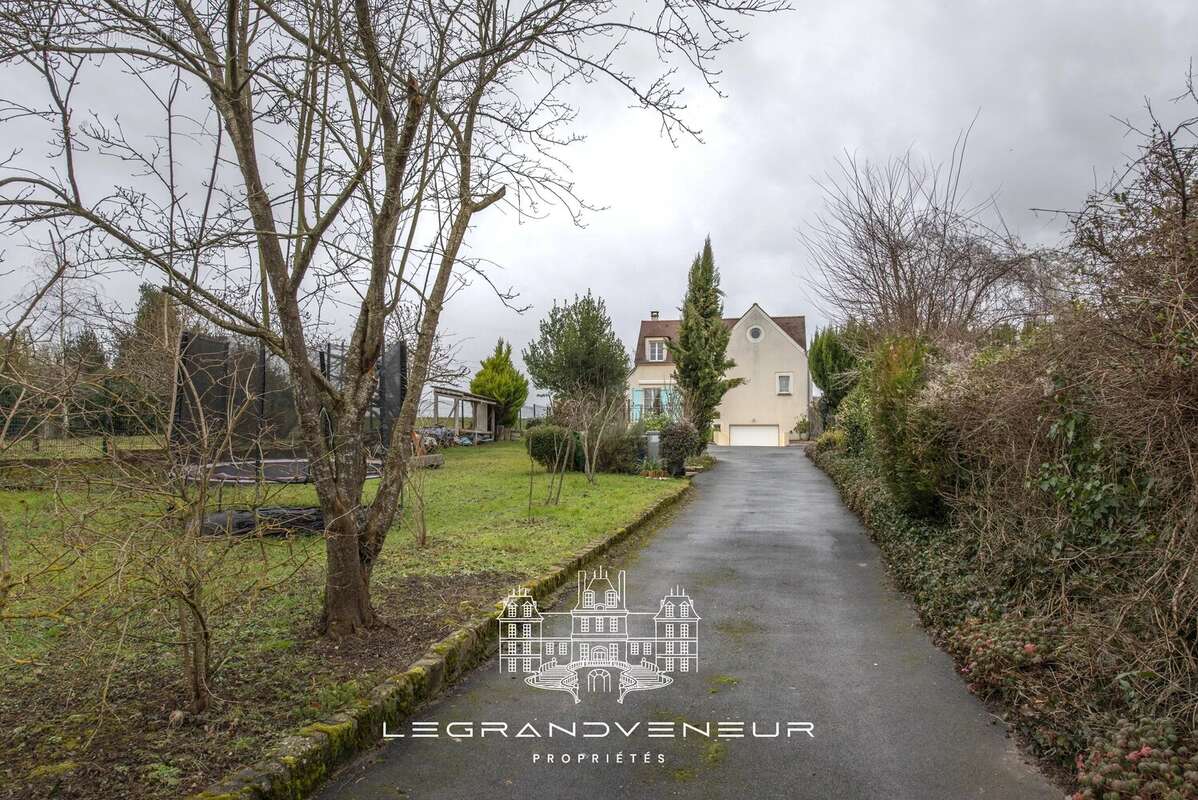 Maison à MILLY-LA-FORET