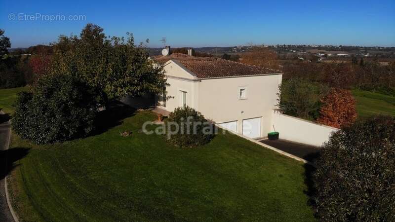 Maison de 188m2 avec vue panoramique - 4 chambres - garage - sous-sol à SAINT PIERRE SUR DROPT - photo 5
