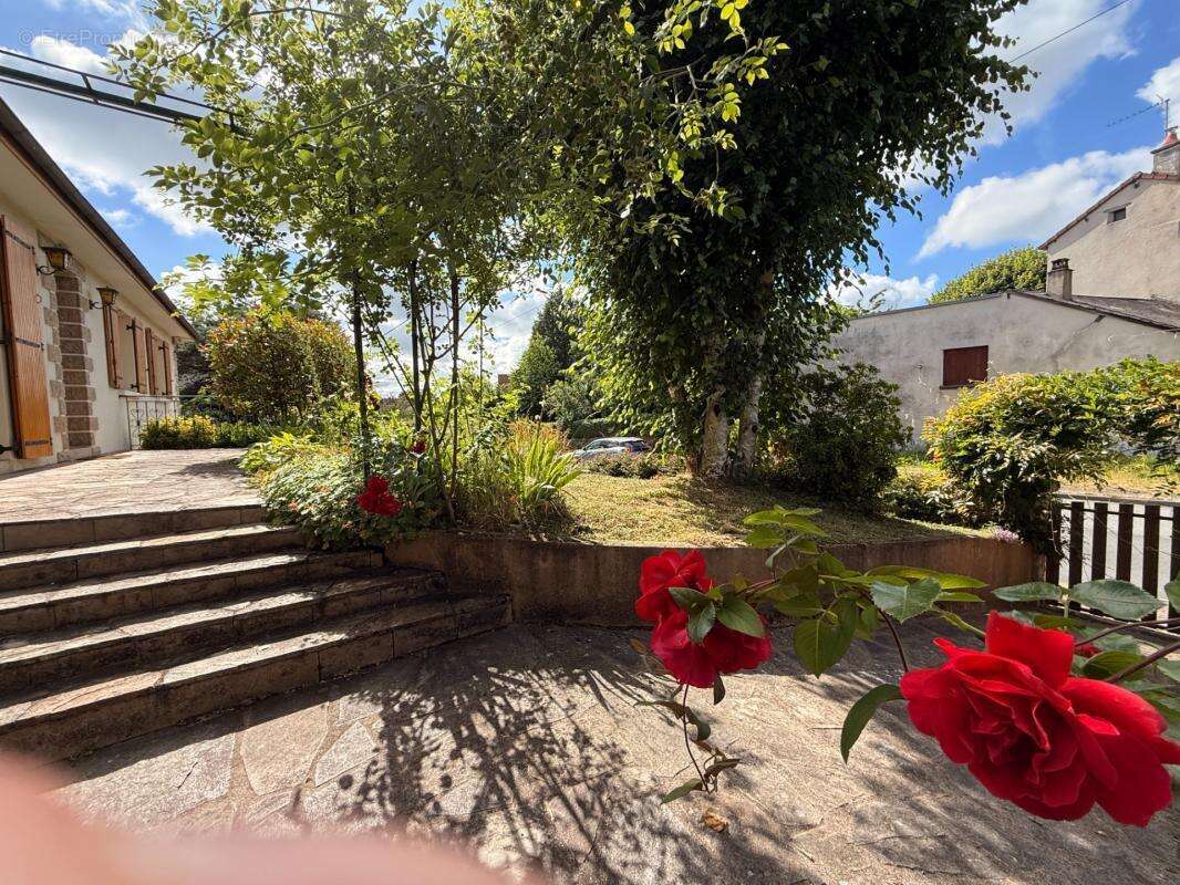EN EXCLUSIVITE ! Pavillon de 114m², sur sous sol,  terrain de 956m2 169 900 € - photo 18