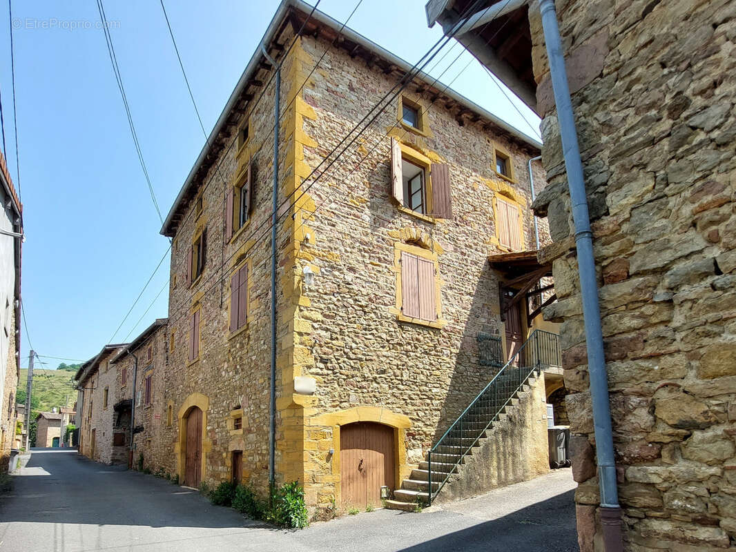 Maison à LE BOIS-D'OINGT