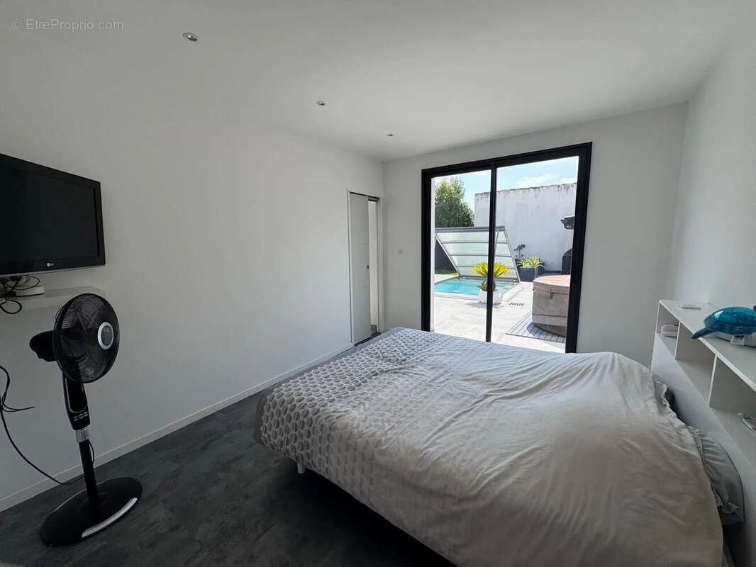 Maison en plein centre de Saint-Sulpice – Sans frais d'agence - photo 5