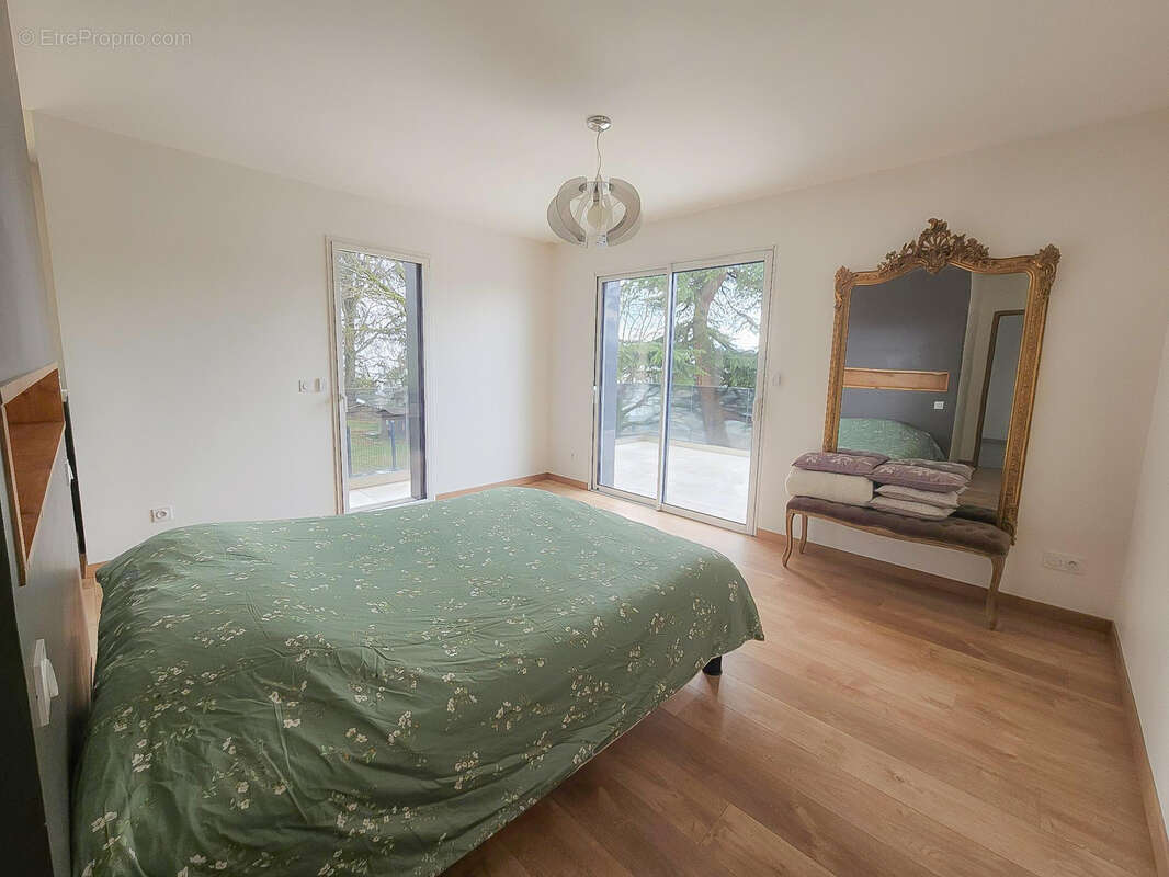 Maison à ROUSSILLON