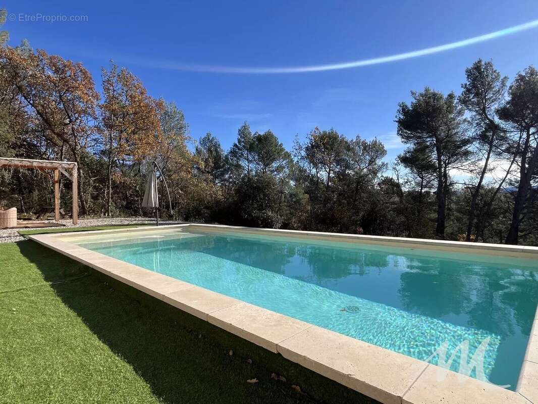 Maison à SAINT-MAXIMIN-LA-SAINTE-BAUME