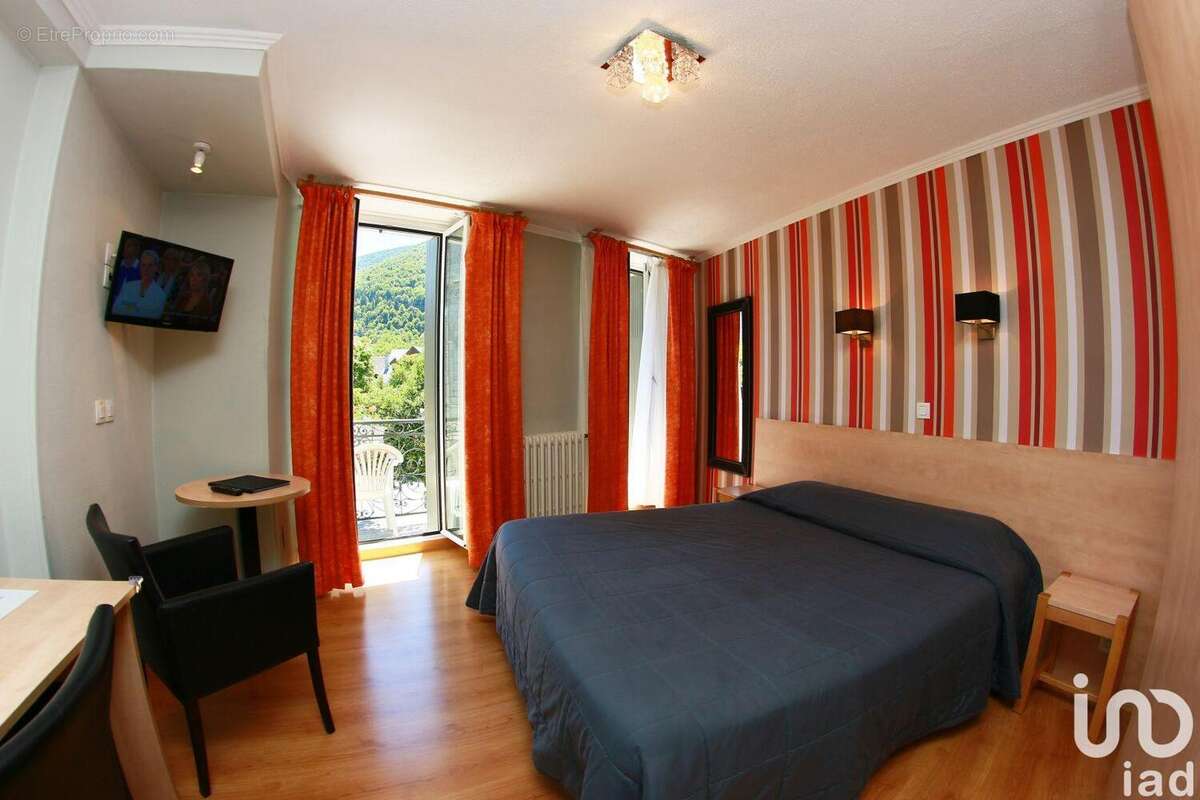 Photo 9 - Commerce à BAGNERES-DE-LUCHON