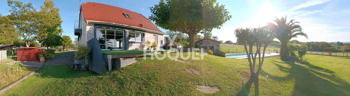 Maison à SALIES-DE-BEARN