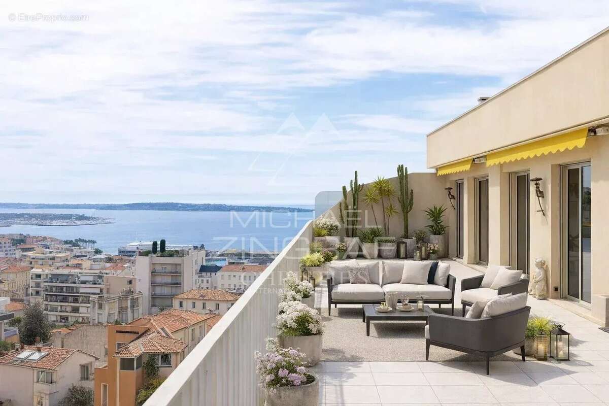 Rare, Penthouse a rénover - Cannes – Vue panoramique - photo 2