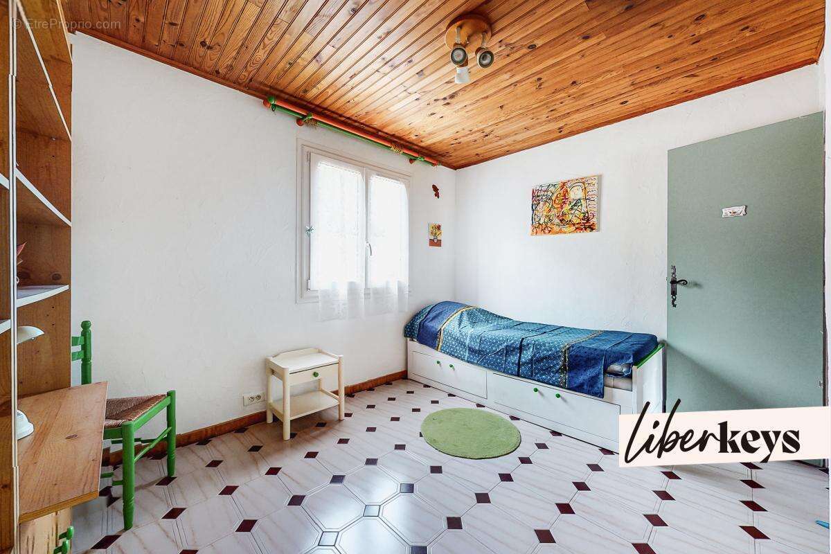 Maison à ROQUEBRUNE-SUR-ARGENS