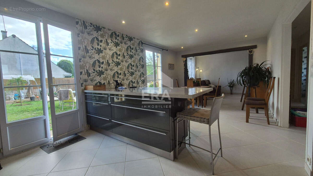 Maison à GRISY-SUISNES