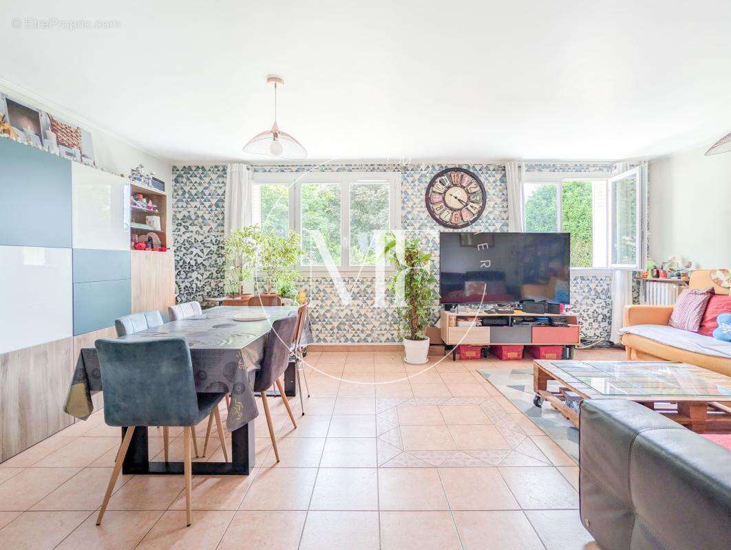 Appartement à RUEIL-MALMAISON