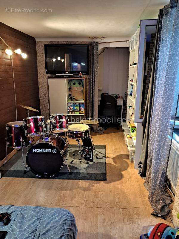 Jolie maison de village de 116m² de 1800 avec 3 chambres - garage - caves - photo 12