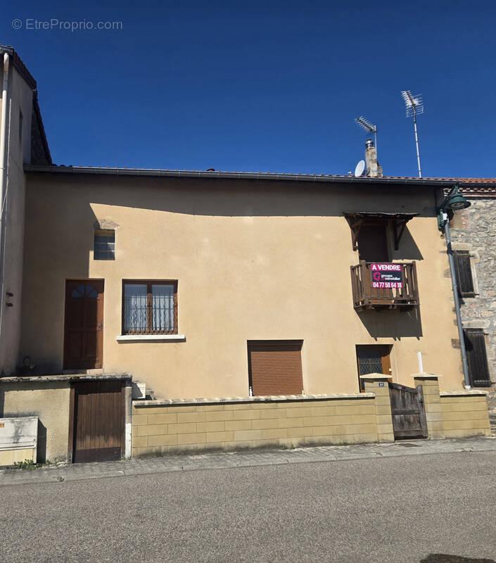 Maison à MARGERIE-CHANTAGRET
