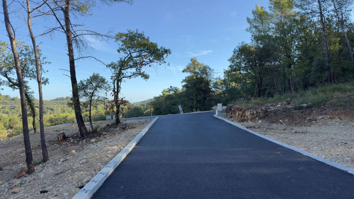 Terrain à bâtir de 964 m²  à vendre - Rocbaron - photo 2