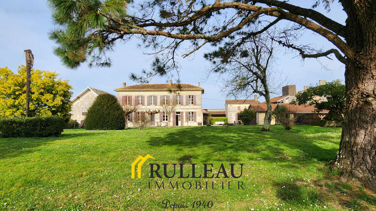 Maison à BAYON-SUR-GIRONDE