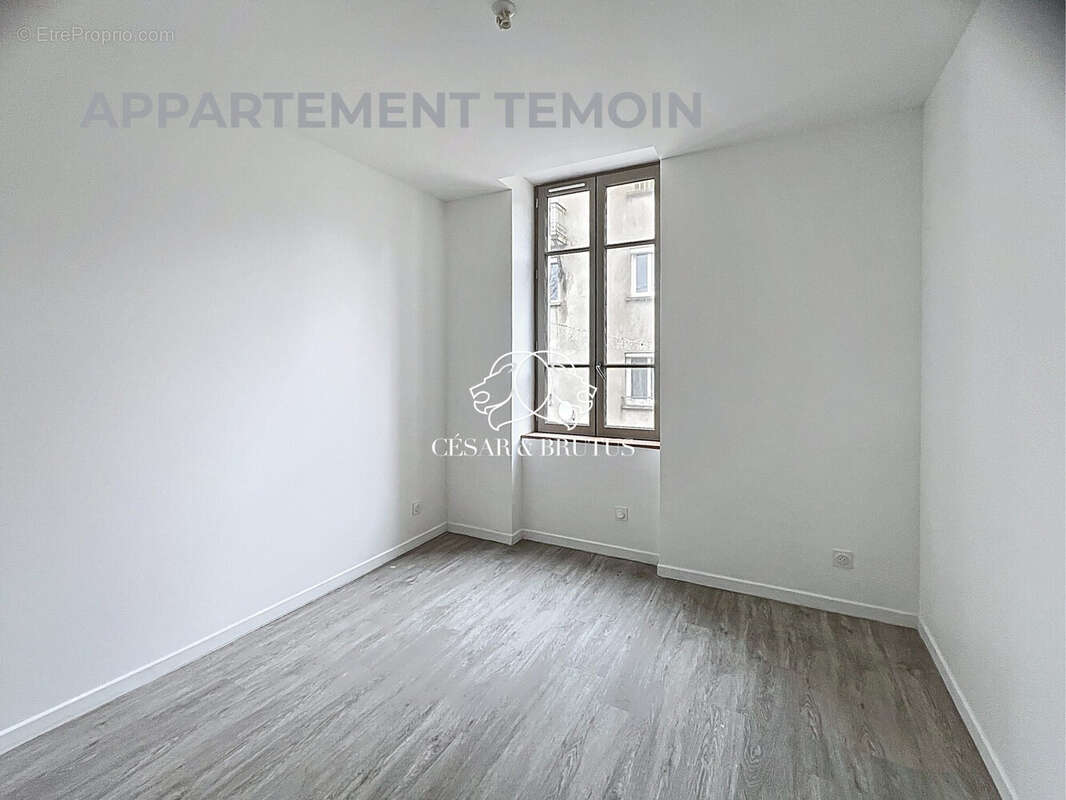 Appartement à THIZY