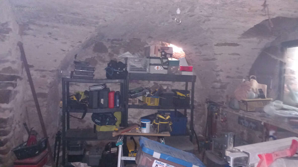 Maison à COLOMBIERES-SUR-ORB