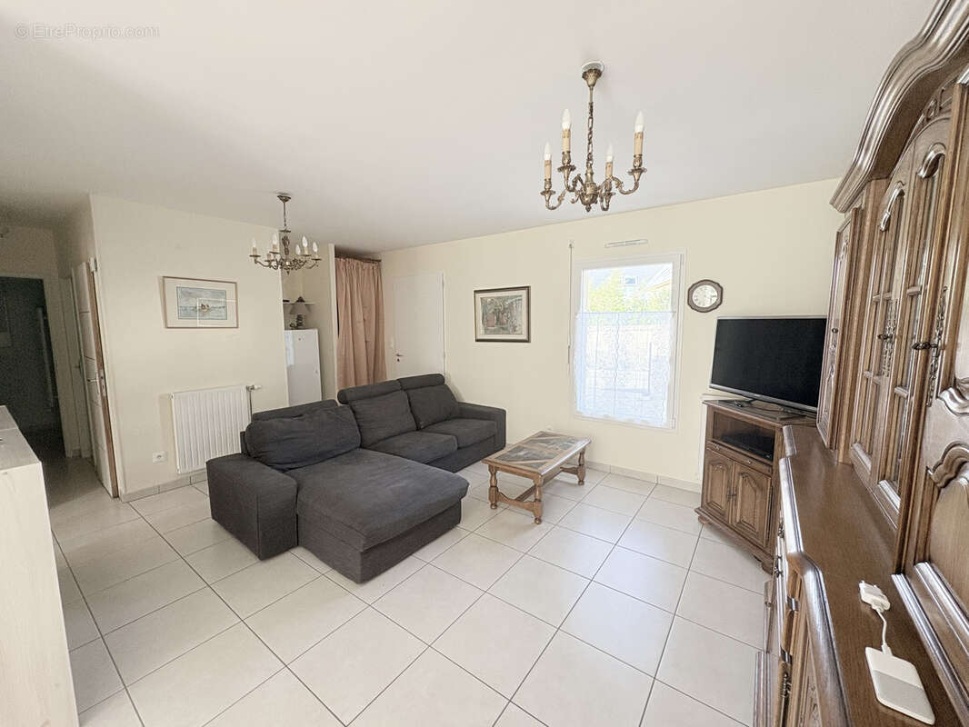 Maison à COURVILLE-SUR-EURE