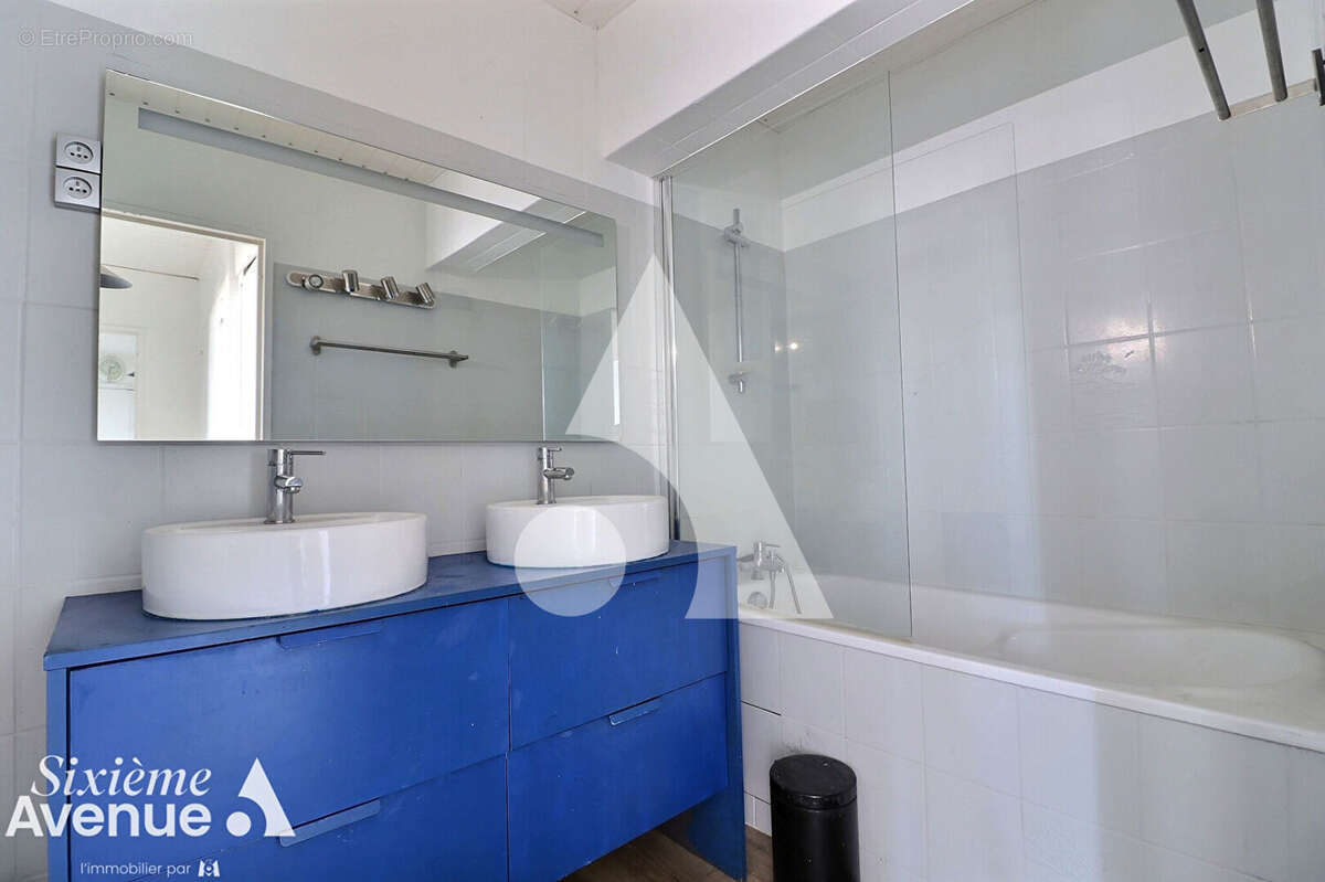 Appartement à AUBERVILLIERS