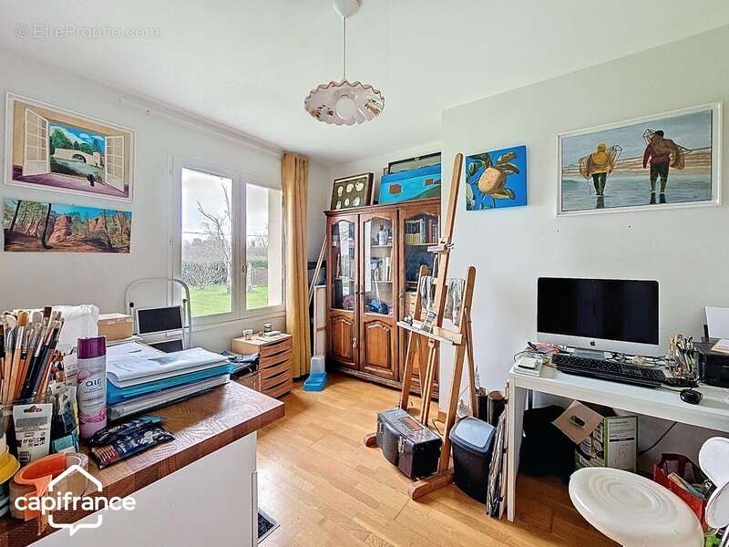 Thouars- maison de plain-pied de 130m2 - photo 8