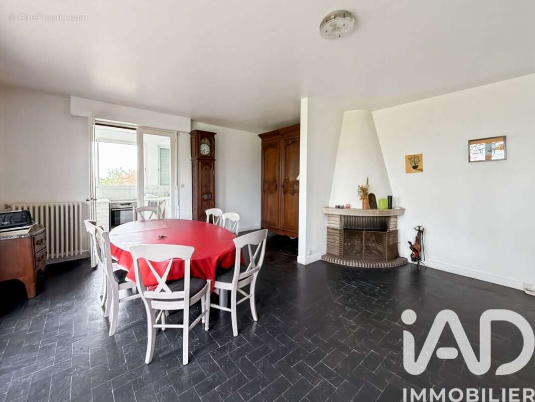 Photo 2 - Maison à CRISENOY