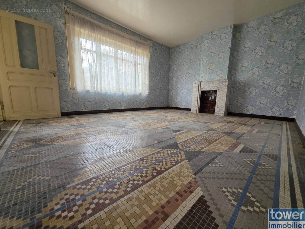Maison à BAILLEUL-LES-PERNES