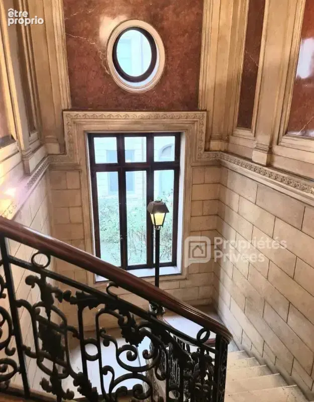 Appartement  3 pièces 130 m2 sans vis à vis - photo 2