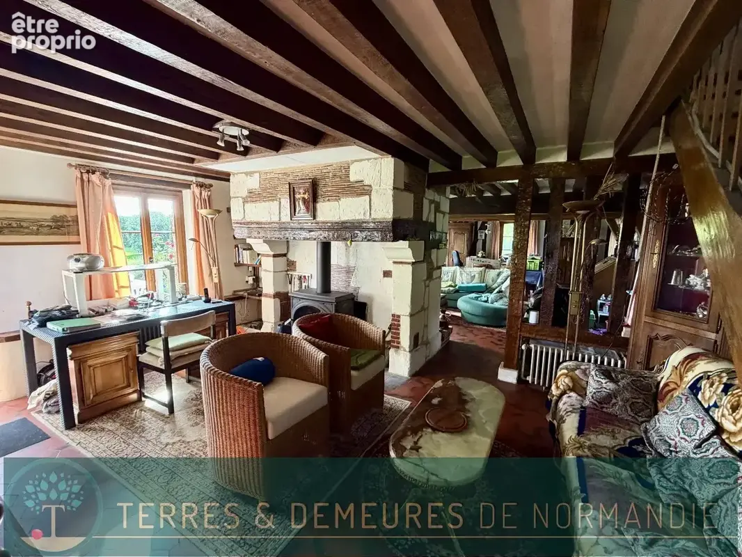 A vendre Charmant Prieuré avec Maison d'Amis édifié sur un terrain de plus de 3 900m² proche du BEC HELLOUIN (27800) - photo 3