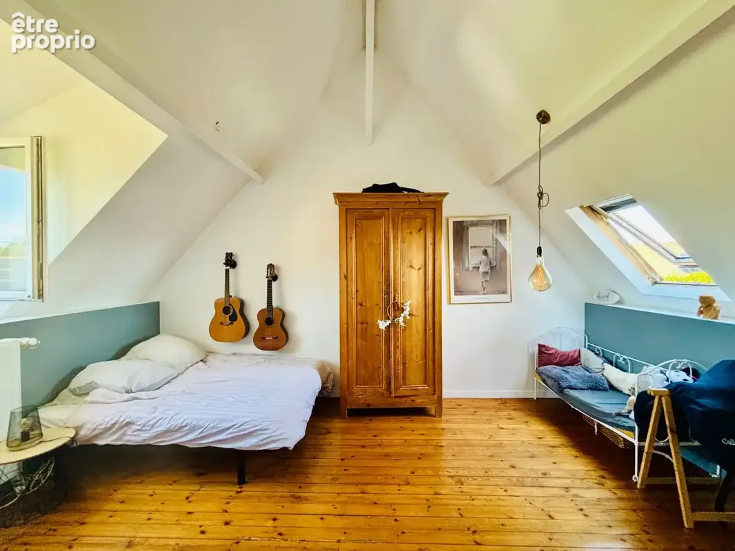 Mûrs-érigné – charme, volumes et 5 grandes chambres - photo 18