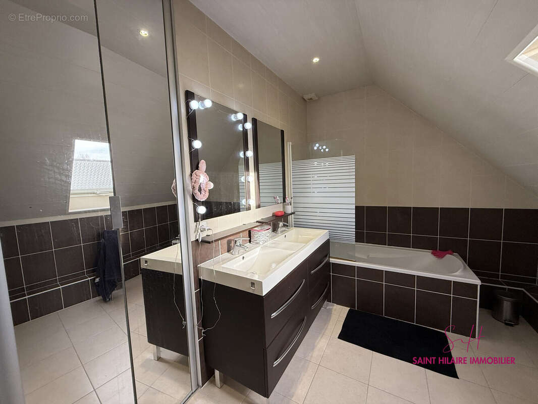 Maison à SAINT-HILAIRE-SAINT-MESMIN