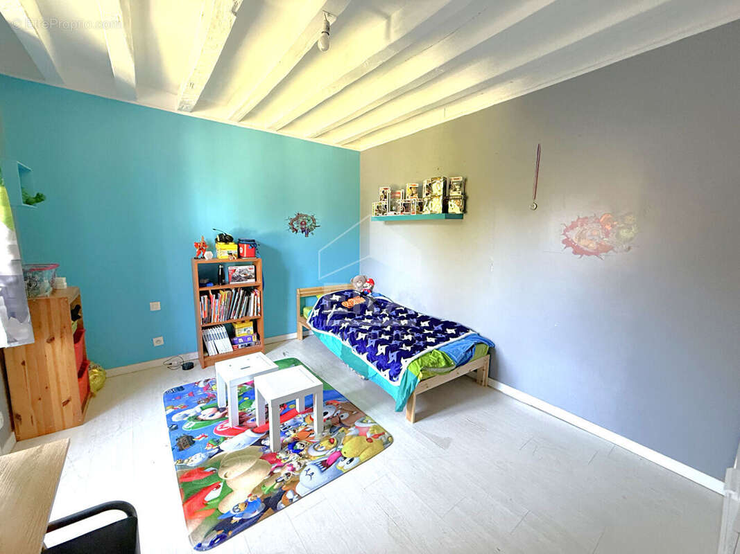 Maison à GRANDPUITS-BAILLY-CARROIS