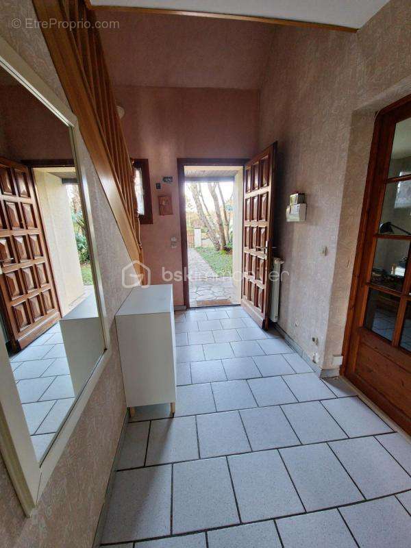 Maison à VAIRES-SUR-MARNE