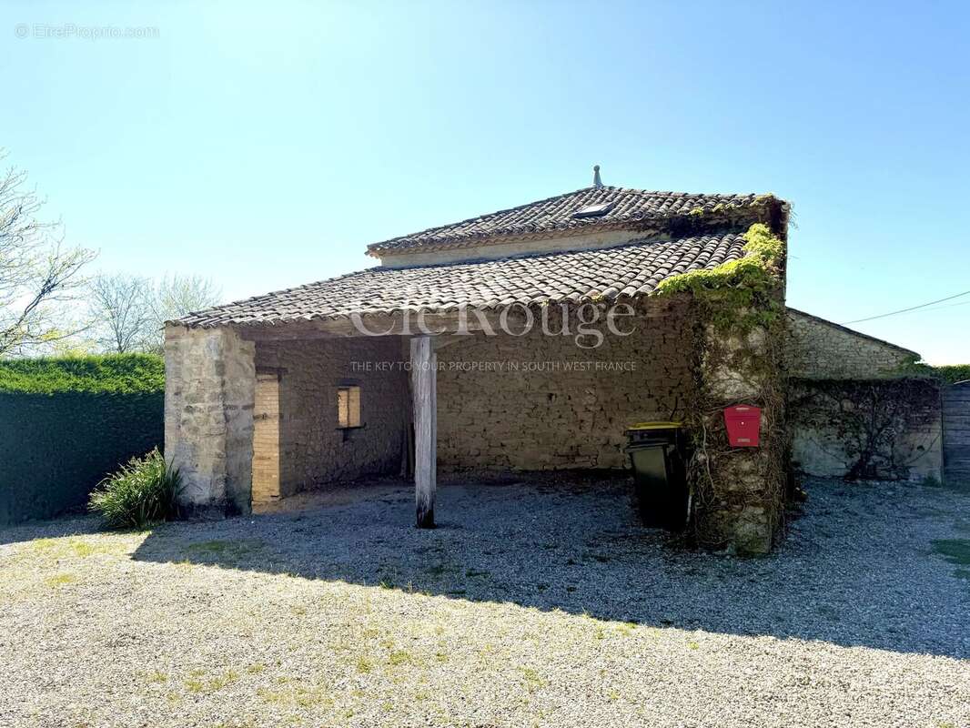 Maison à MONSEGUR