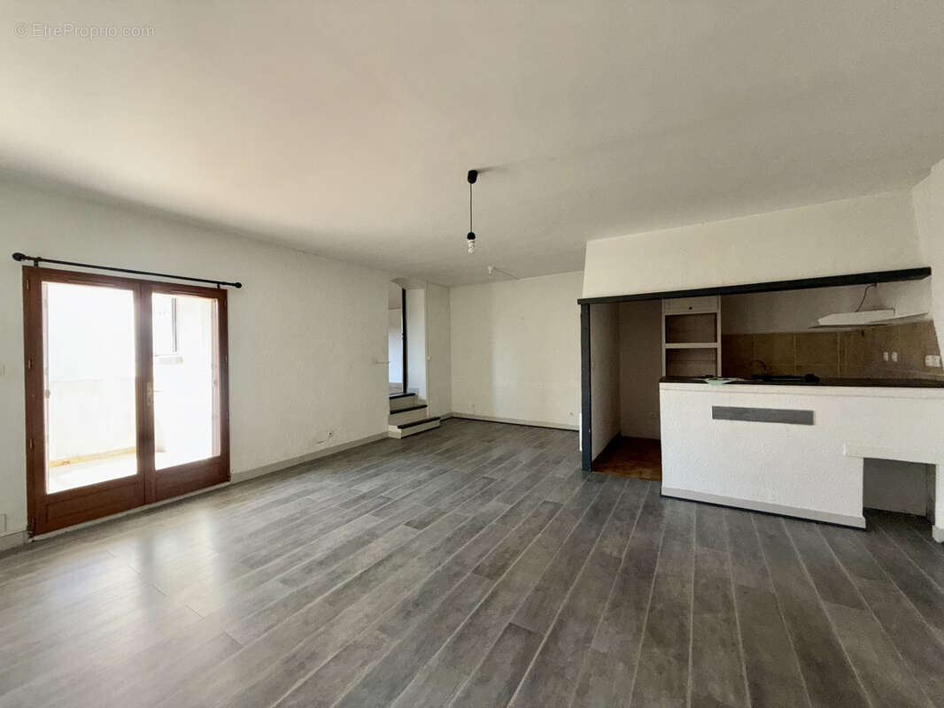 Appartement à FLORENSAC