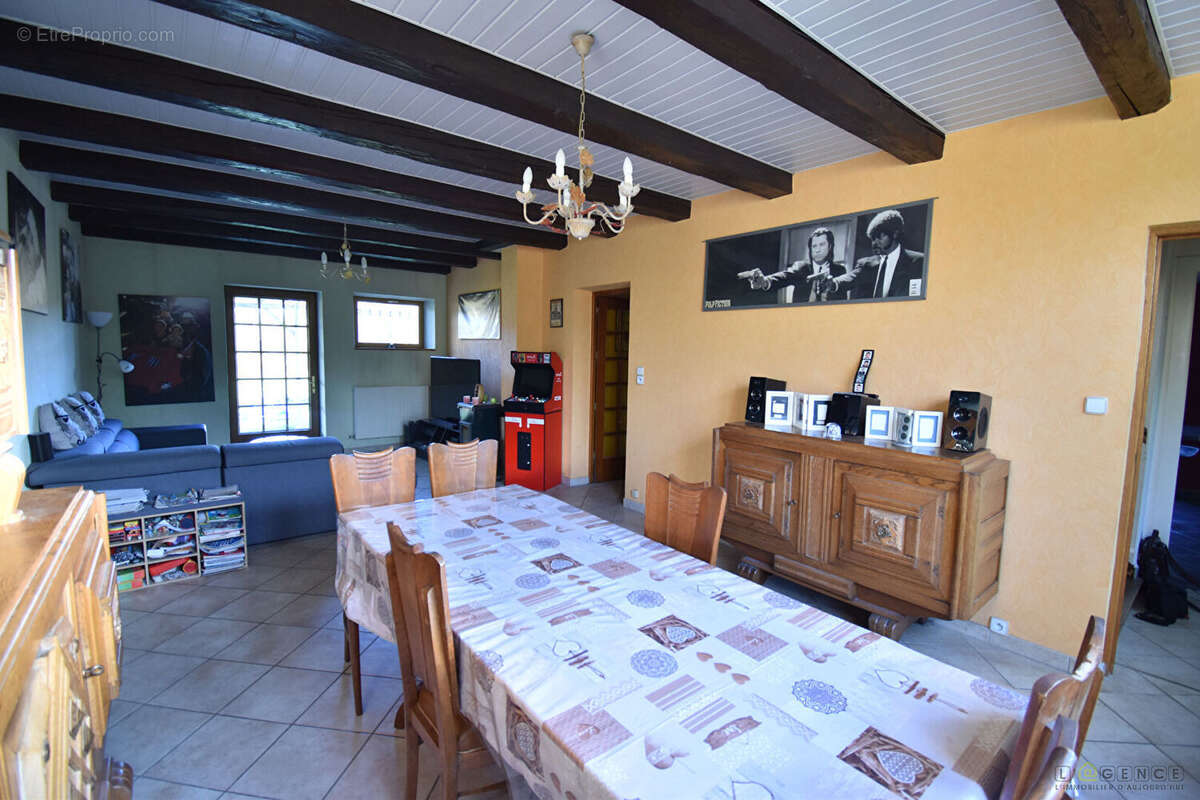 Maison à SAINT-LEONARD