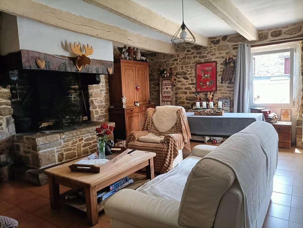 Maison à PLEUDIHEN-SUR-RANCE