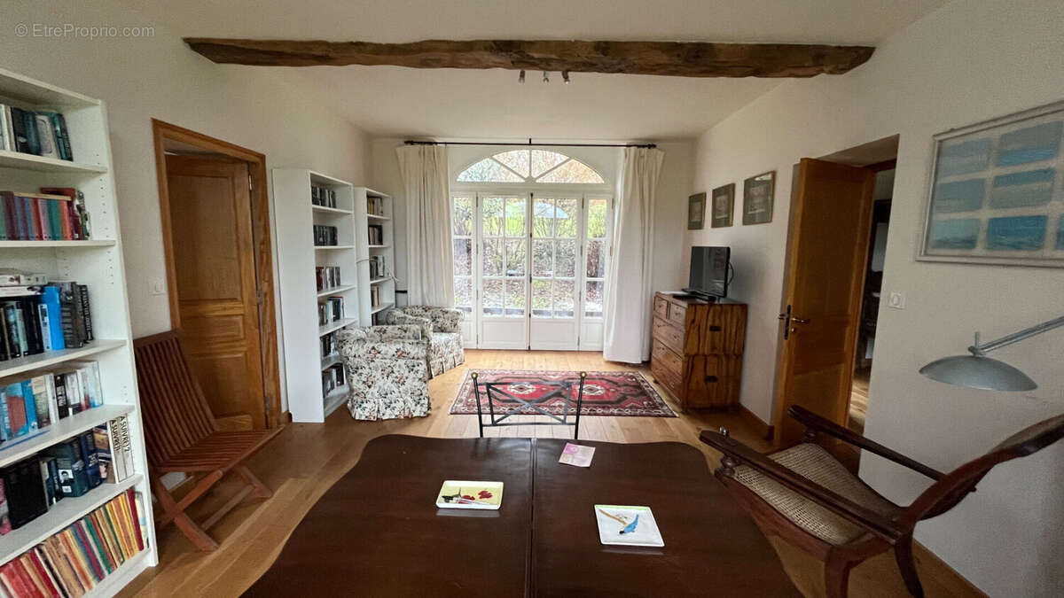 Manoir et longère rénovée - photo 12