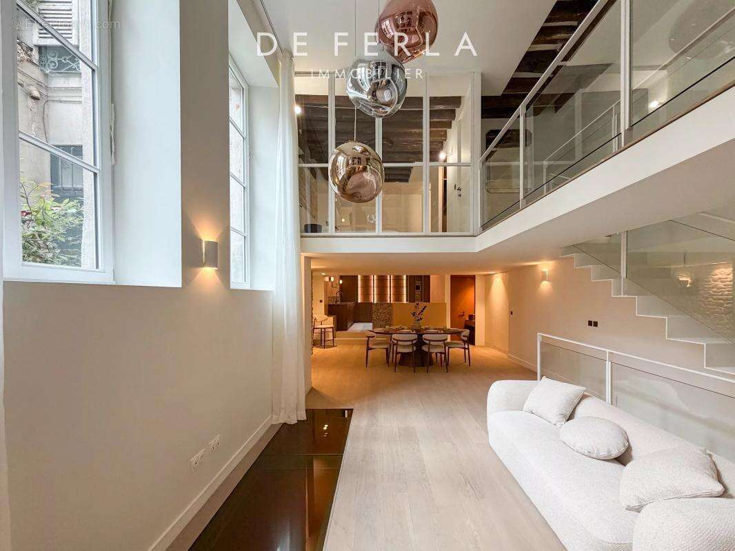 Appartement à PARIS-7E