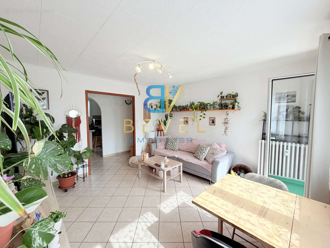 Appartement à SAINT-JEAN-DE-MAURIENNE