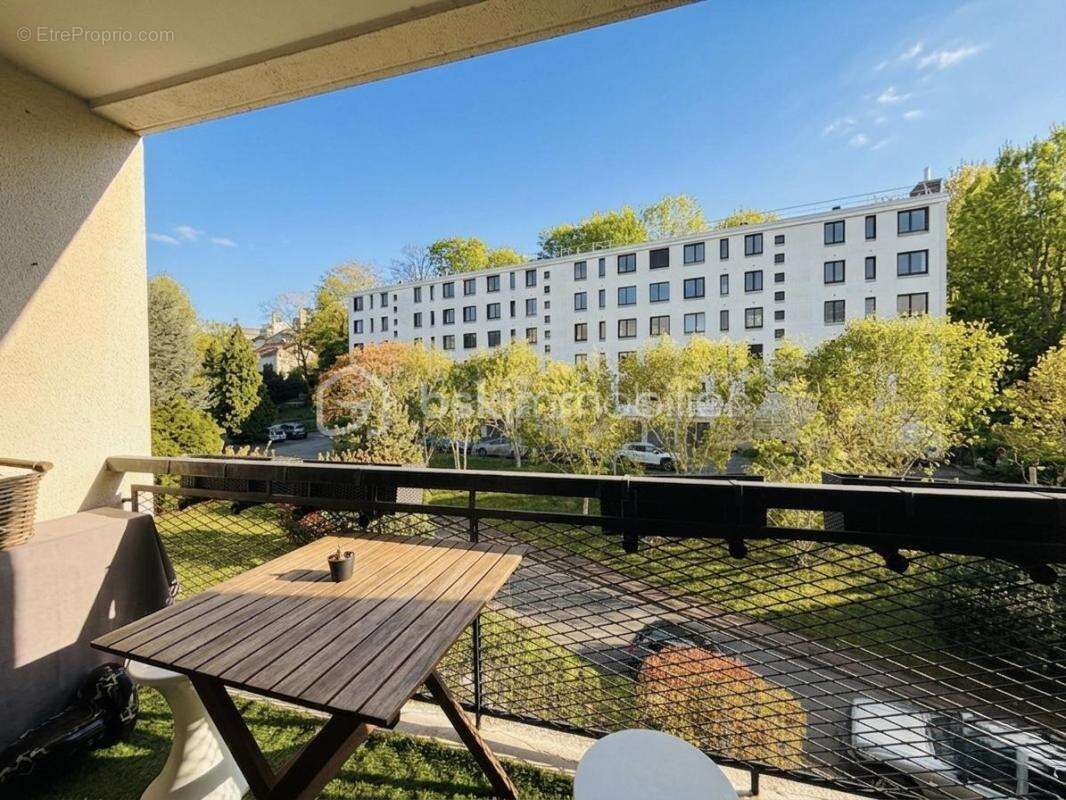 Marly le roi 4 pieces dernier etage - photo 4